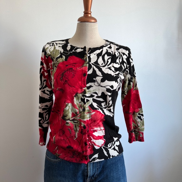 Joseph A - Black , White, Red and Kaki Floral Button Down Cardigan - Picture 2 of 8